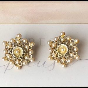Vintage Coro, gold, star clip earrings with faux pearls